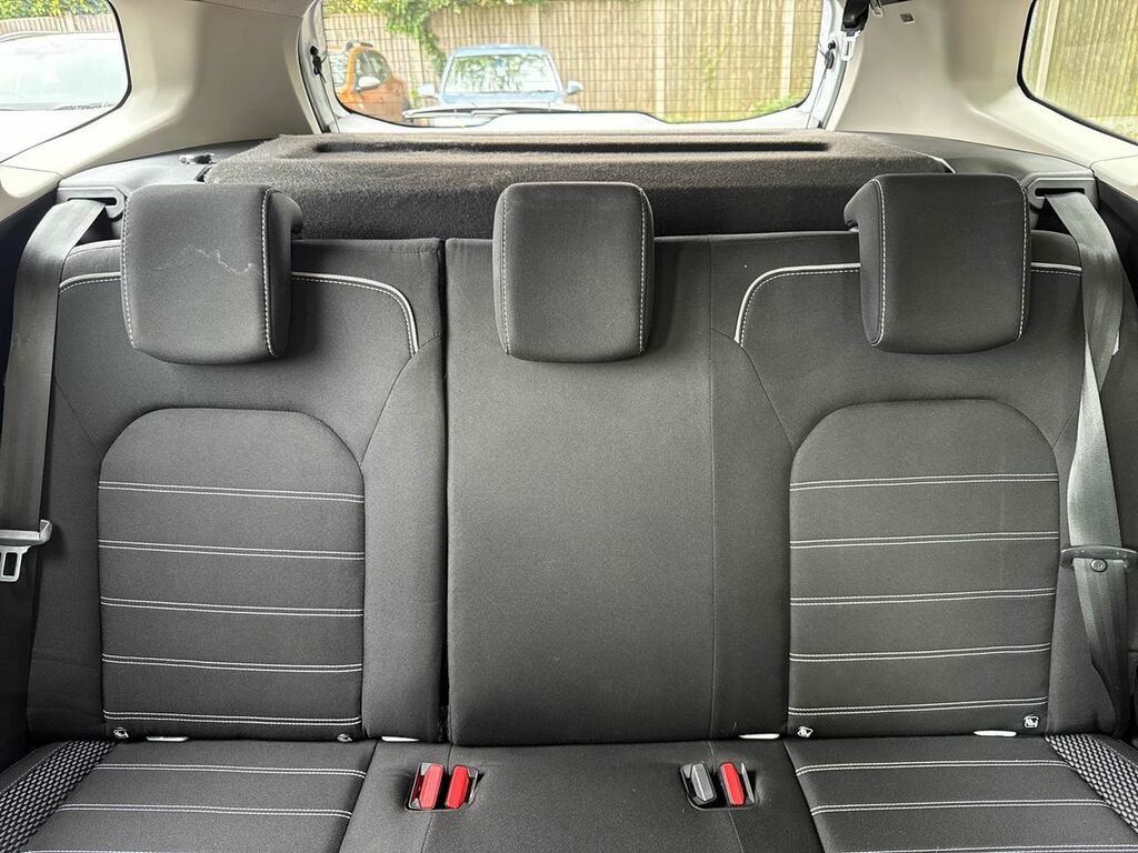 Dacia Duster 1.0 Tce 100 Bi-fuel Comfort Red #28