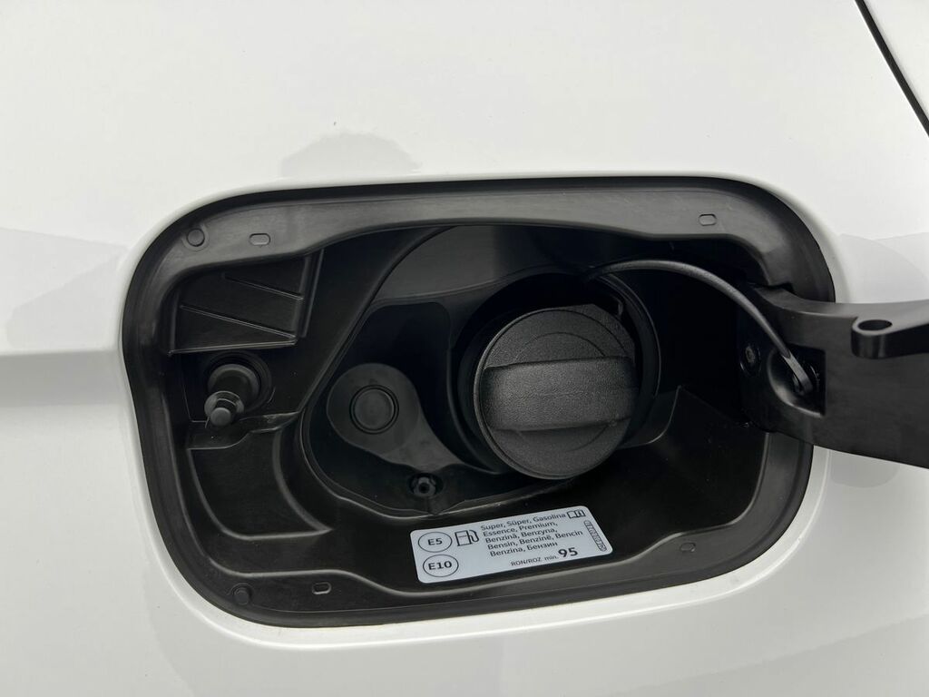 Skoda Fabia 1.0 Tsi Se Edition Silver #16