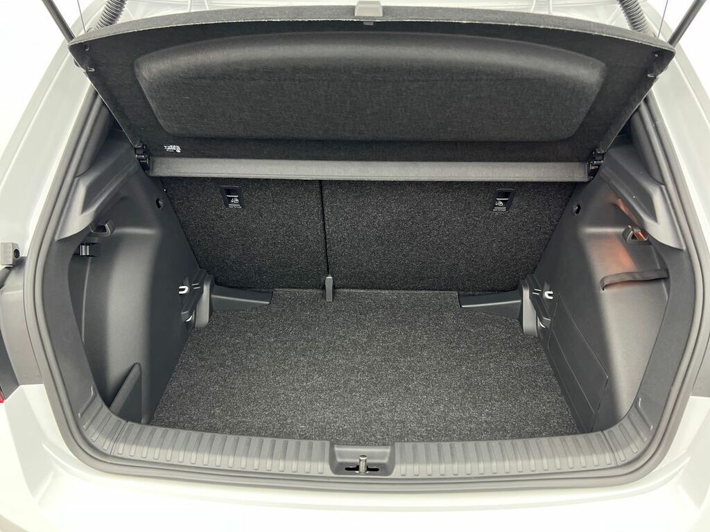 Skoda Fabia 1.0 Tsi Se Edition Silver #17