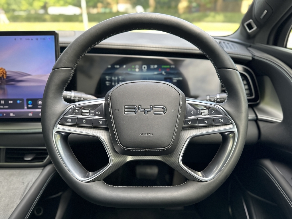 Byd Sealion 7 390Kw Design Awd 83Kwh Black #39