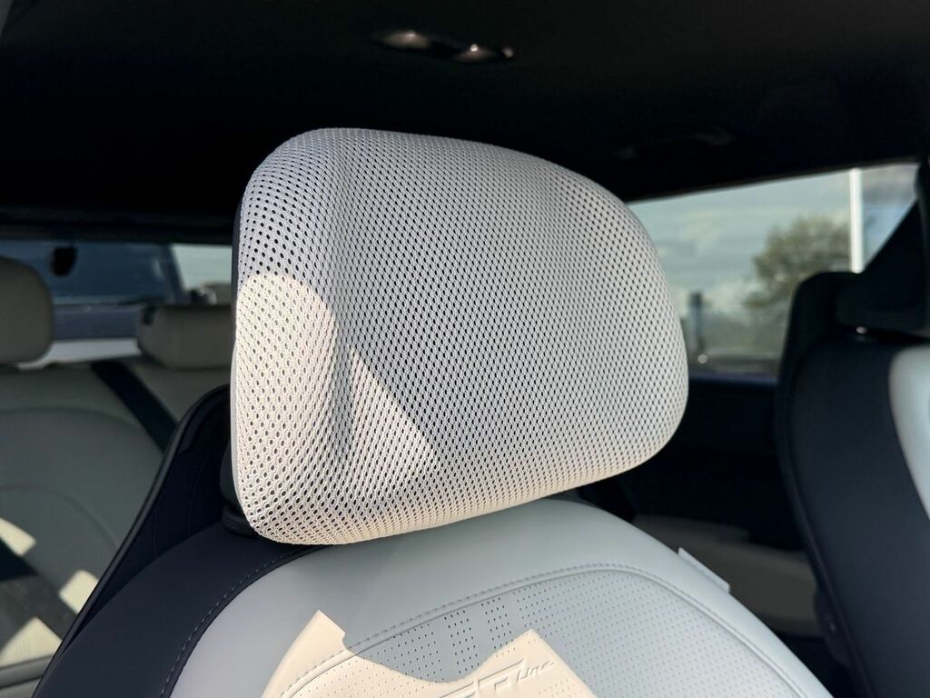 Kia EV3 81.4Kwh Gt Line S Suv Green #23