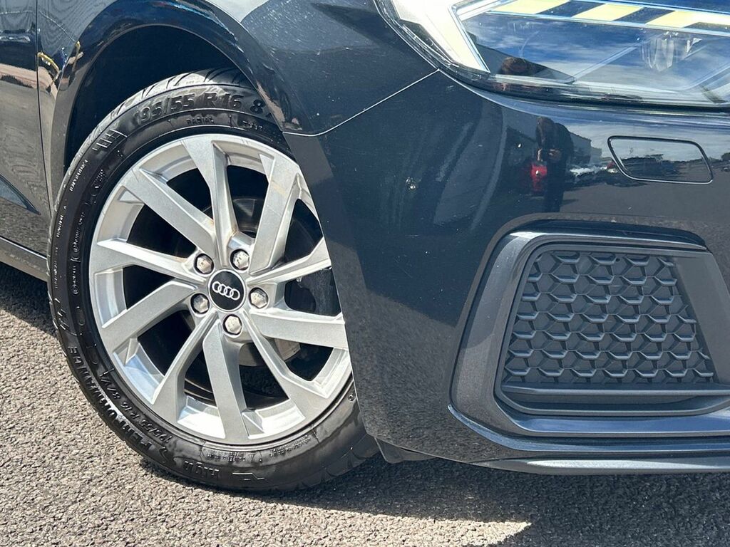 Audi A1 25 Tfsi Sport Black #4