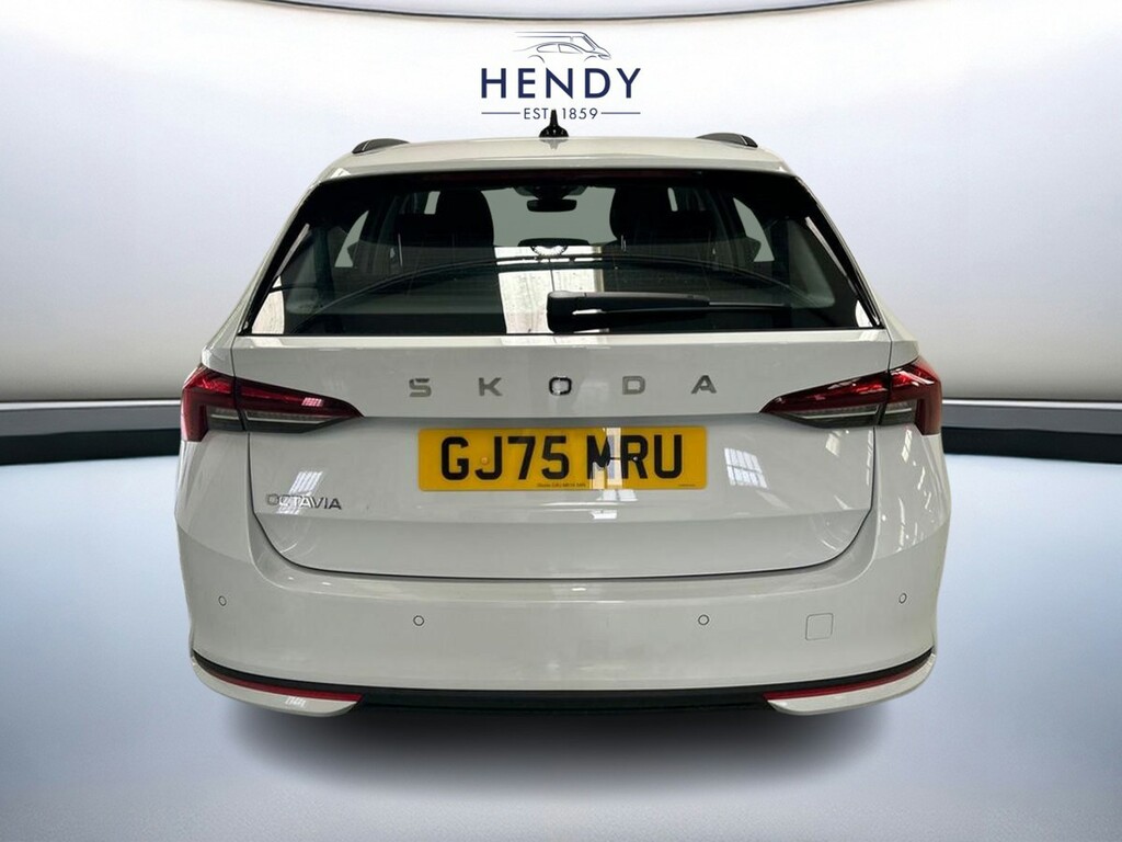 Skoda Octavia 1.5 Tsi Se Technology White #5
