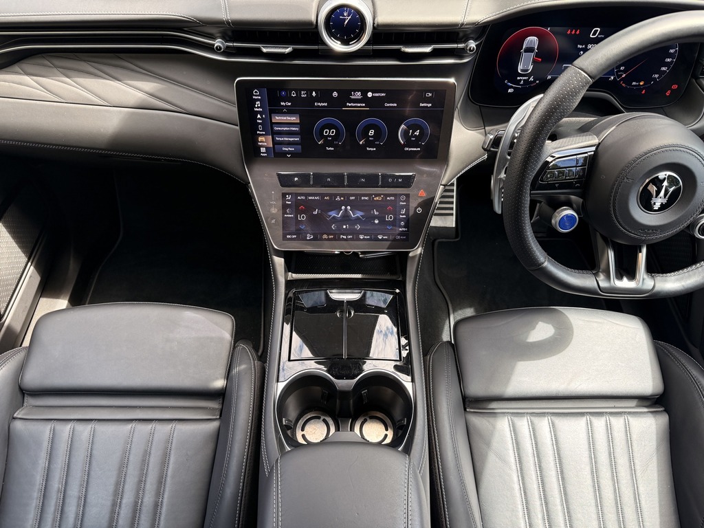 Maserati Grecale V6 Trofeo White #41