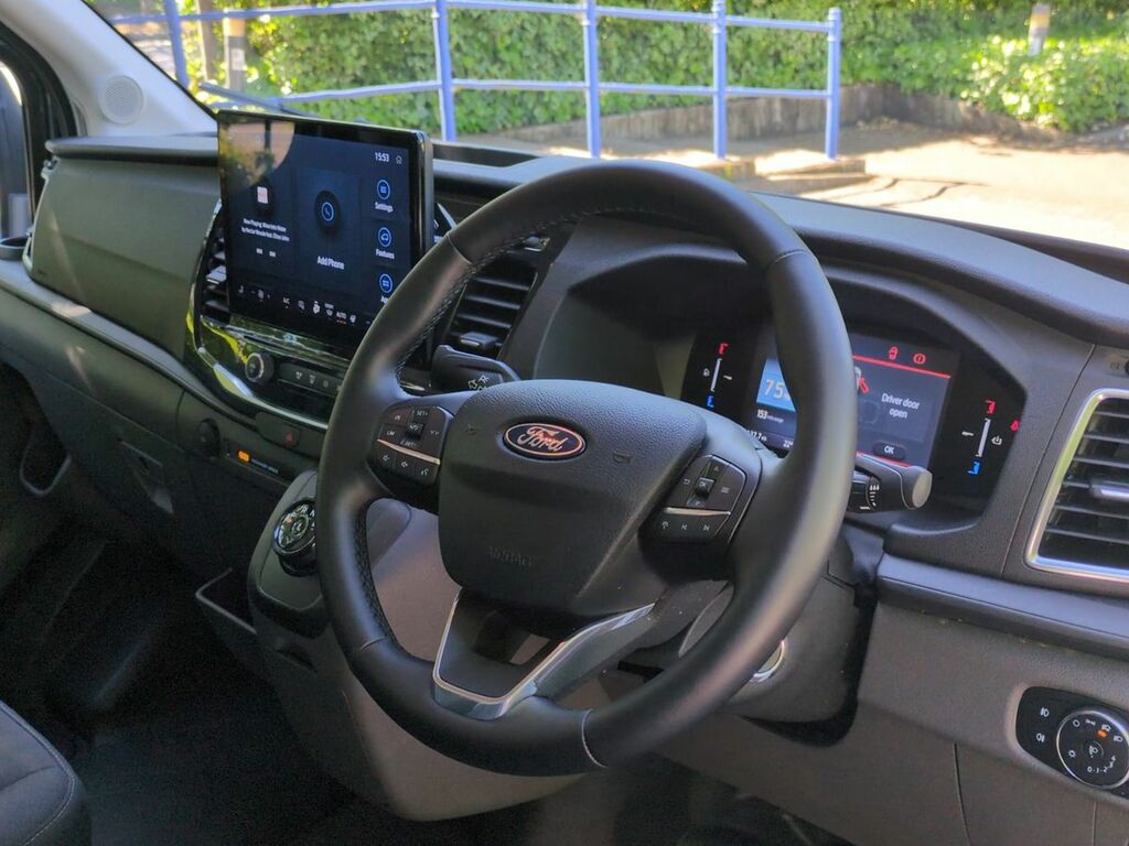 Ford Transit Custom 320 Limited L1 Swb Fwd 2.5 Phev 227Ps Low Roo Black #17
