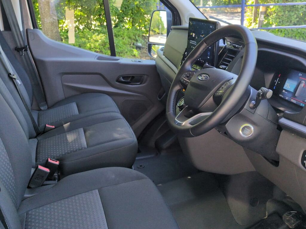 Ford Transit Custom 320 Limited L1 Swb Fwd 2.5 Phev 227Ps Low Roo Black #16