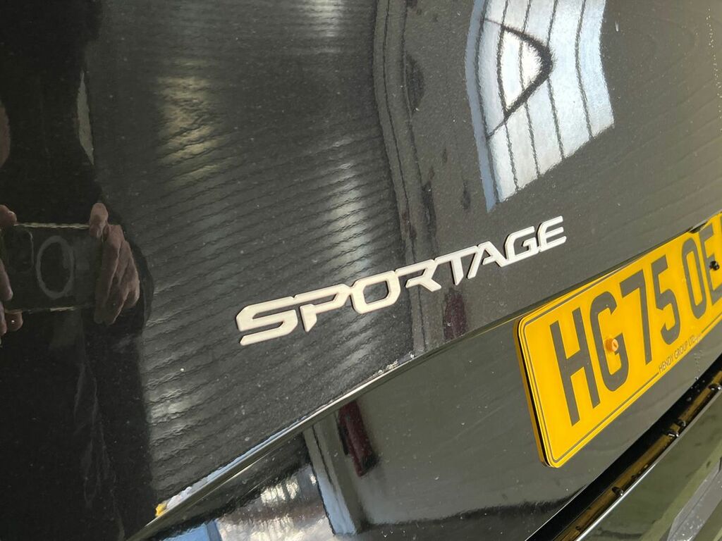 Kia Sportage 1.6T Gdi Gt-line Black #3