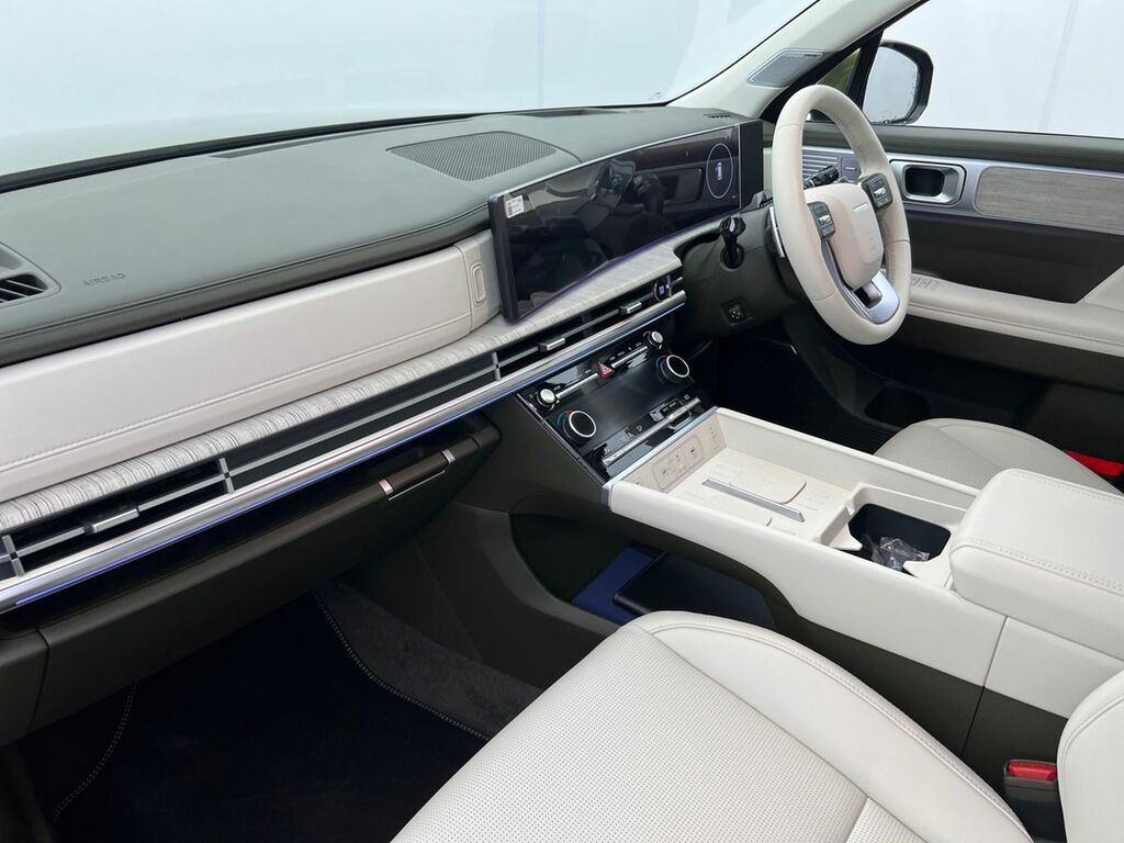 Hyundai Santa Fe Calligraphy Silver #13