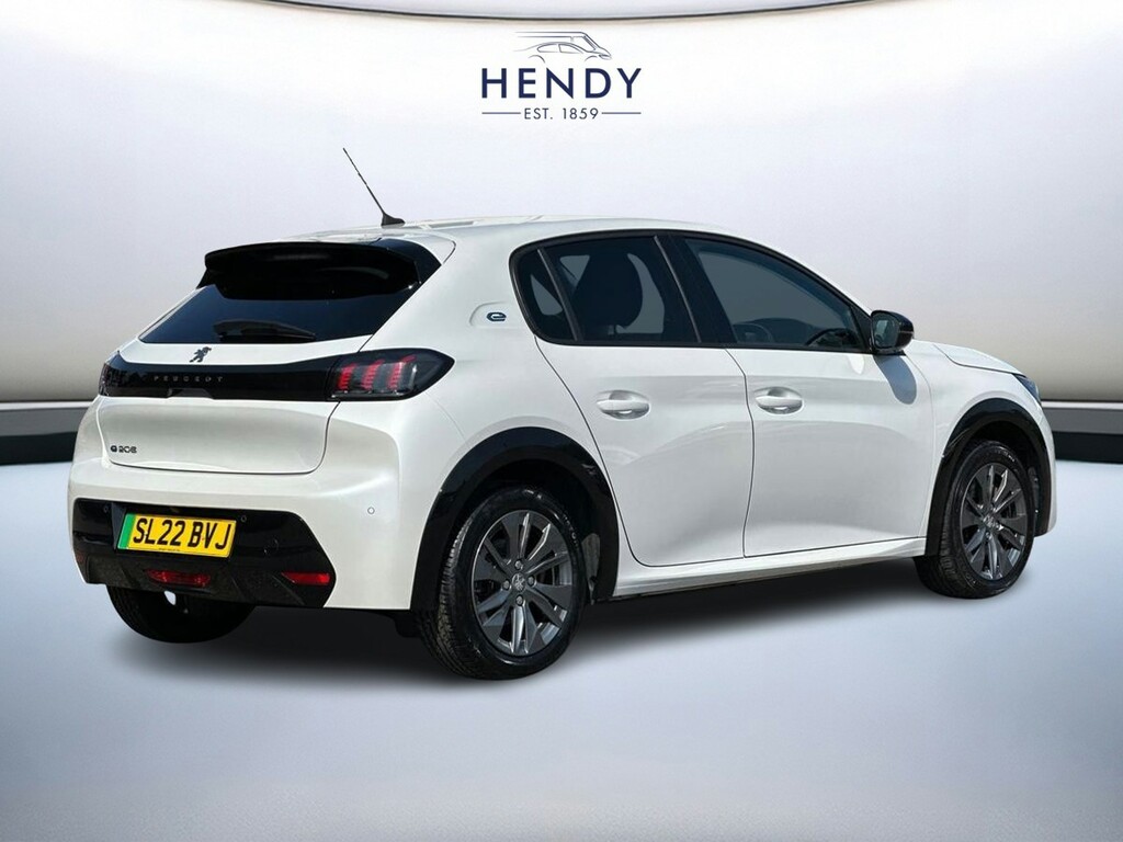 Peugeot e-208 100Kw Allure Premium 50Kwh White #4