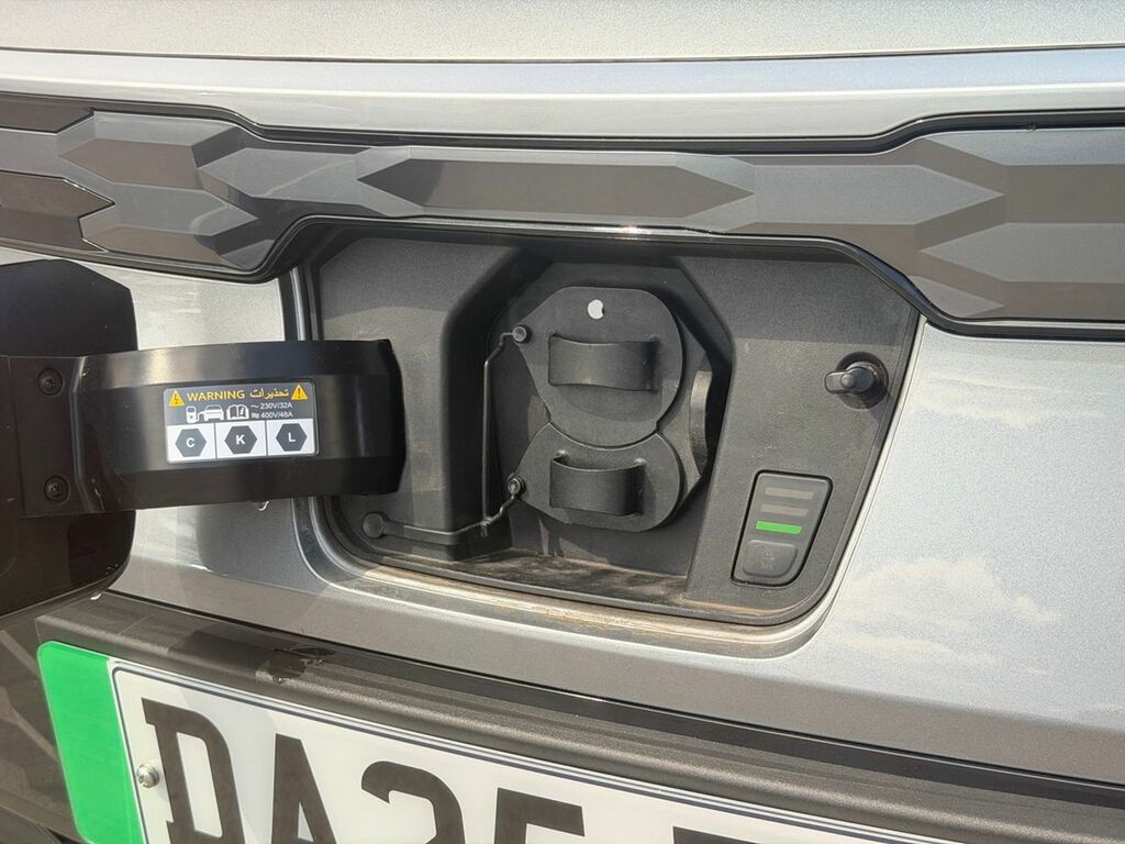 Kia e-Niro 64.8Kwh 2 MW25SXV Red #16