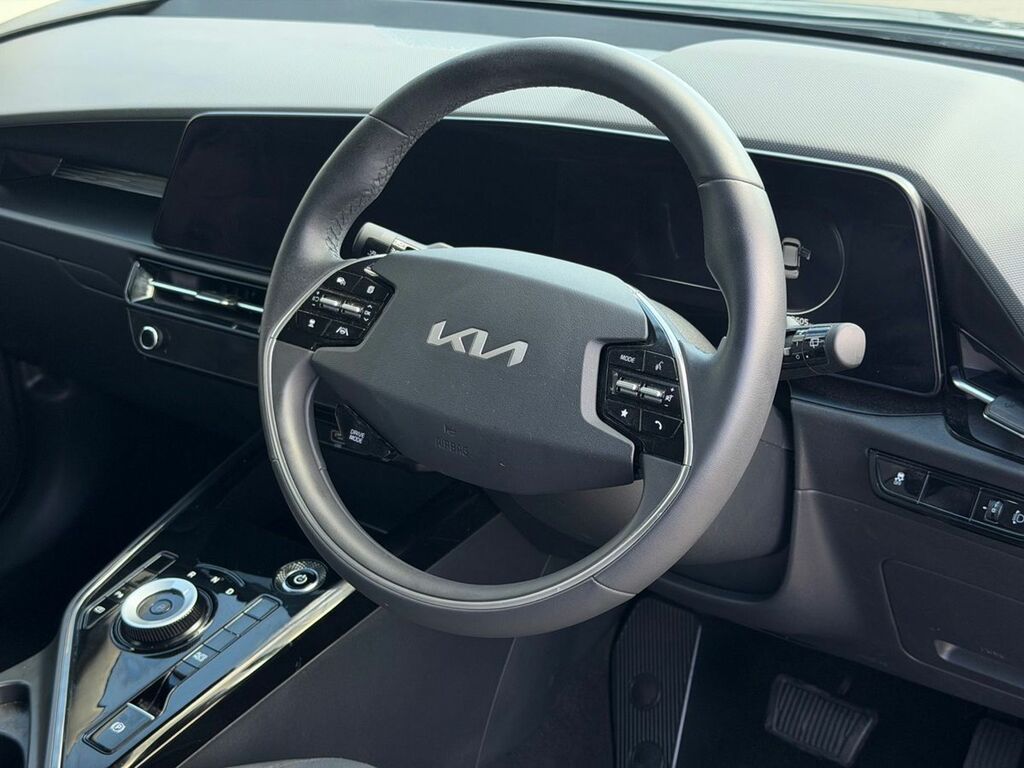 Kia e-Niro 64.8Kwh 2 MW25SXV Red #22