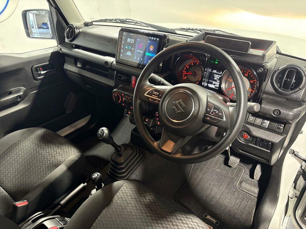 Suzuki Jimny 1.5 Allgrip Commercial White #3