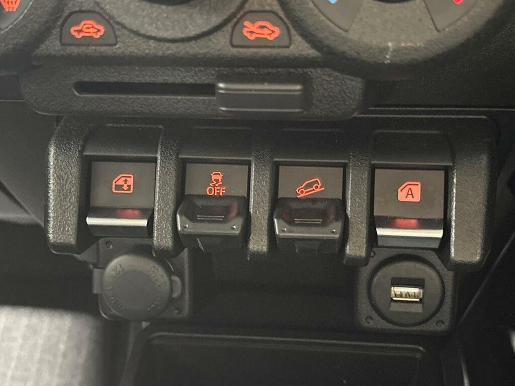 Suzuki Jimny 1.5 Allgrip Commercial White #6