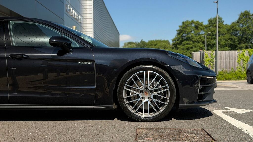 Porsche Panamera 2.9 V6 4 Platinum Ed E-hybrid 5 Seats Pdk Black #46