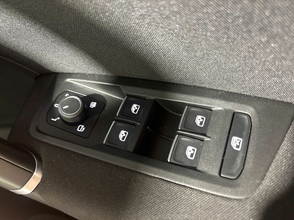 Volkswagen Touran Match Silver #44