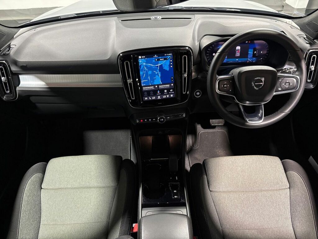 Volvo XC40 2.0 B3p Plus Dark HW23MYV Grey #3