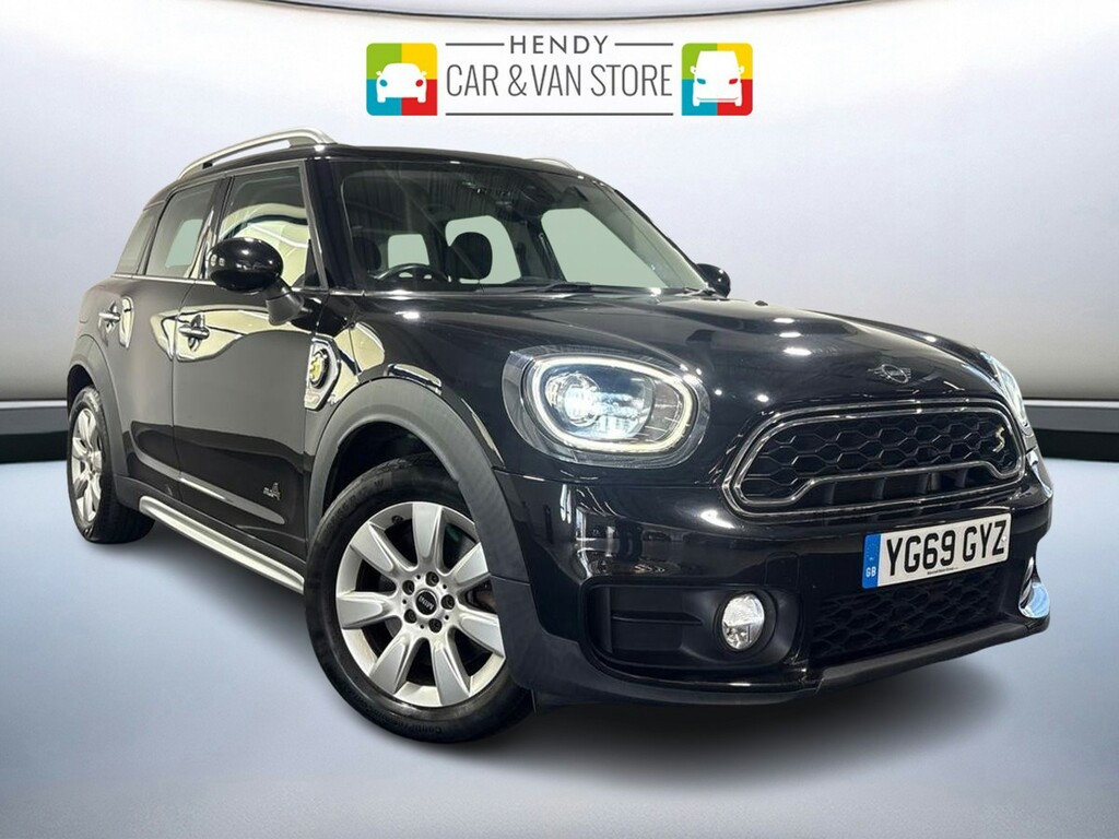 Mini Countryman F60 Mini Countryman Cooper S E Classic Black