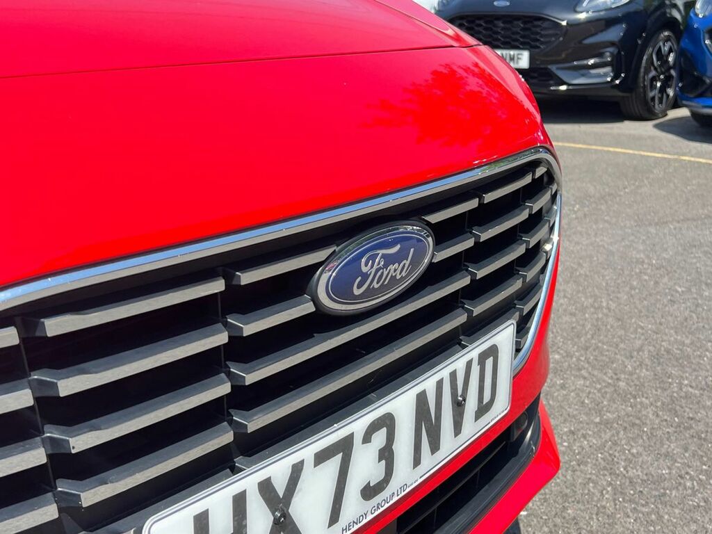 Ford Focus 1.0 Ecoboost Titanium HX73NVD Red #3