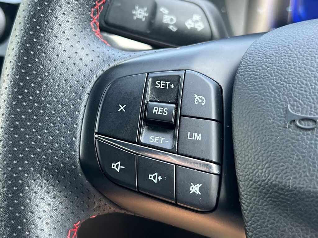 Ford Kuga St-line Blue #33