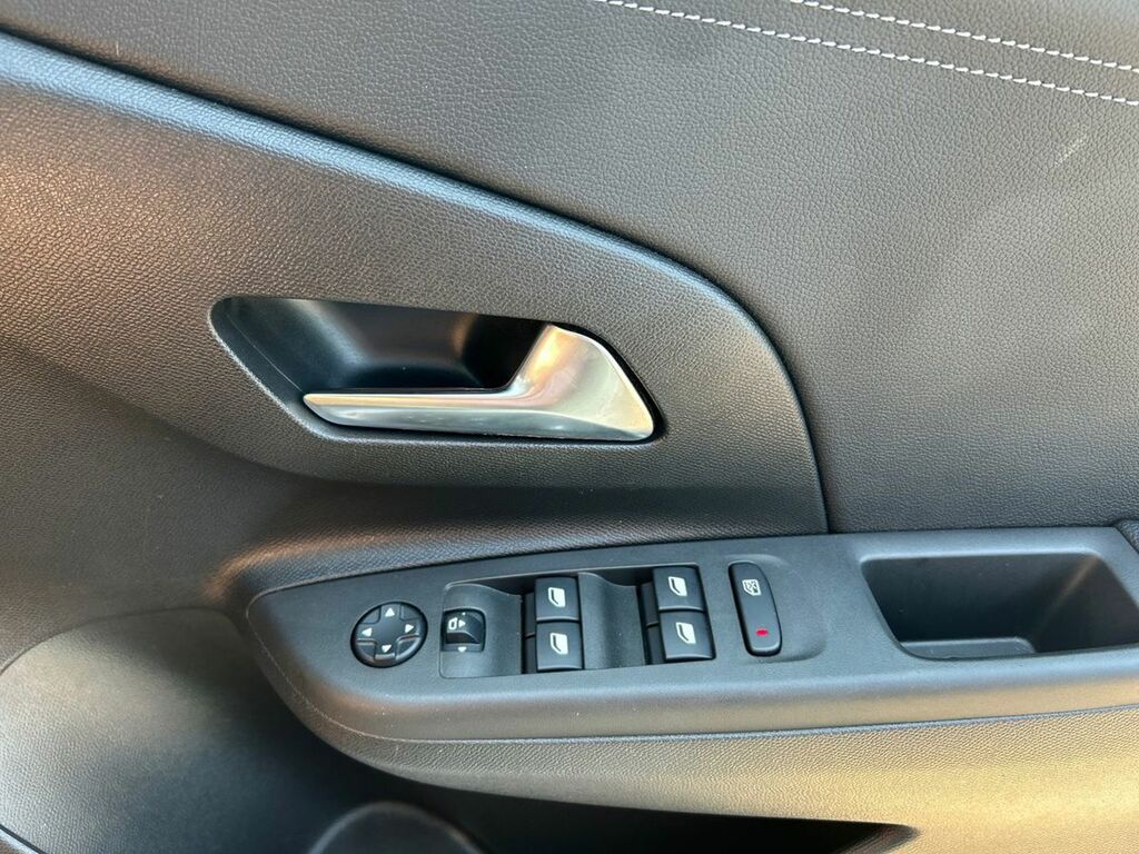 Vauxhall Corsa-e 50Kwh Sri Nav Premium Hatchback  #40