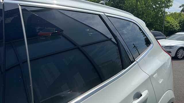 Volvo XC60 2L Inscription Expression White #21
