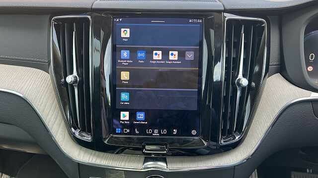 Volvo XC60 2L Inscription Expression White #35