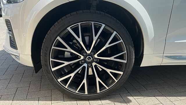 Volvo XC60 Pro B4 White #5
