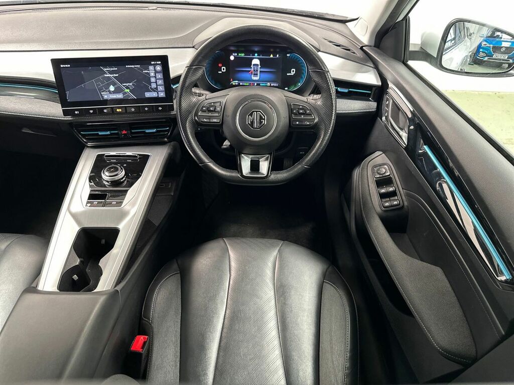 MG MG5 61.1Kwh Excite Long Range Estate Black #32
