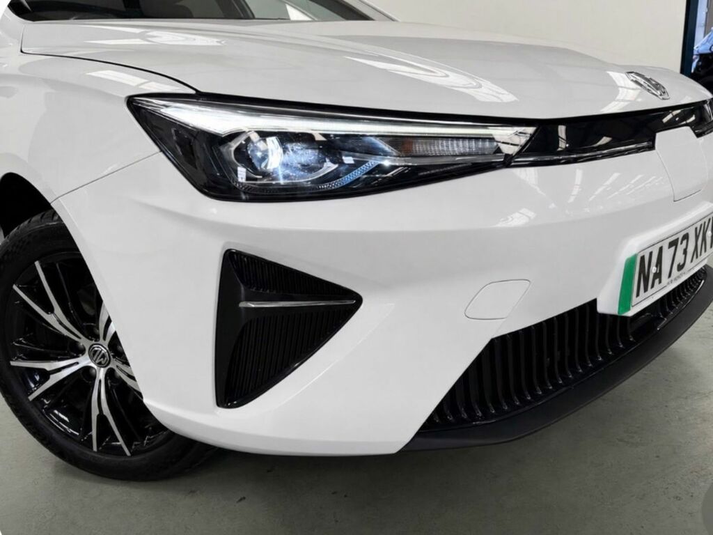 MG MG5 115Kw Trophy Ev Long Range 61Kwh White #3