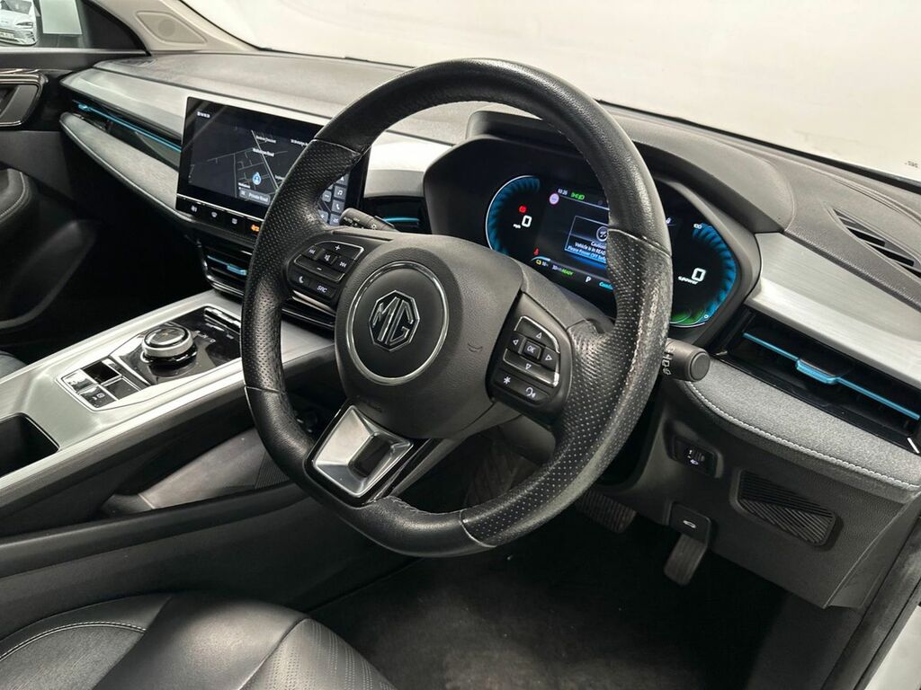 MG MG5 61.1Kwh Excite Long Range Estate Black #23