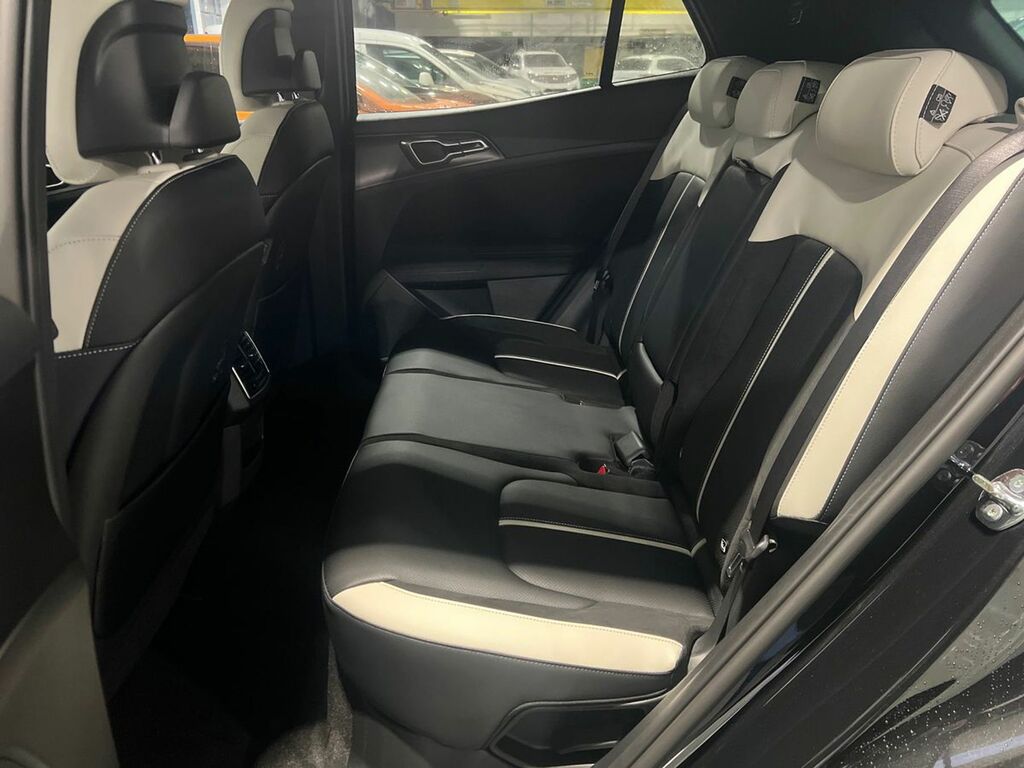 Kia Sportage 1.6L Gt-line Black #27
