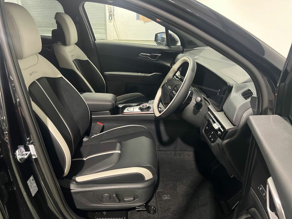 Kia Sportage 1.6L Gt-line Black #22