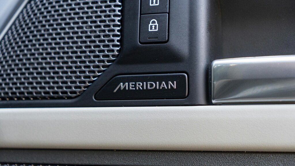Land Rover Defender 110 110 3.0 D250 X-dynamic S Black #77
