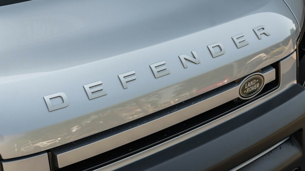 Land Rover Defender 110 110 3.0 D250 X-dynamic S Black #87