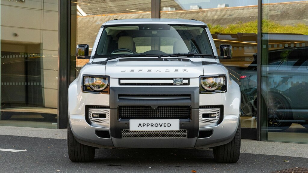 Land Rover Defender 110 110 3.0 D250 X-dynamic S Black #7