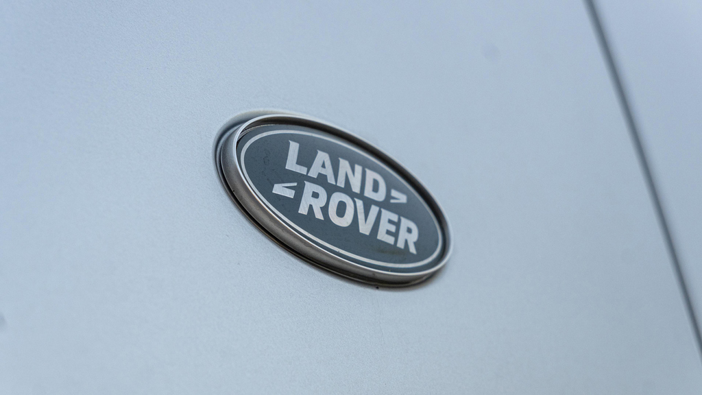 Land Rover Defender 110 110 3.0 D250 X-dynamic S Black #91