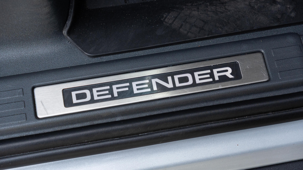 Land Rover Defender 110 110 3.0 D250 X-dynamic S Black #78