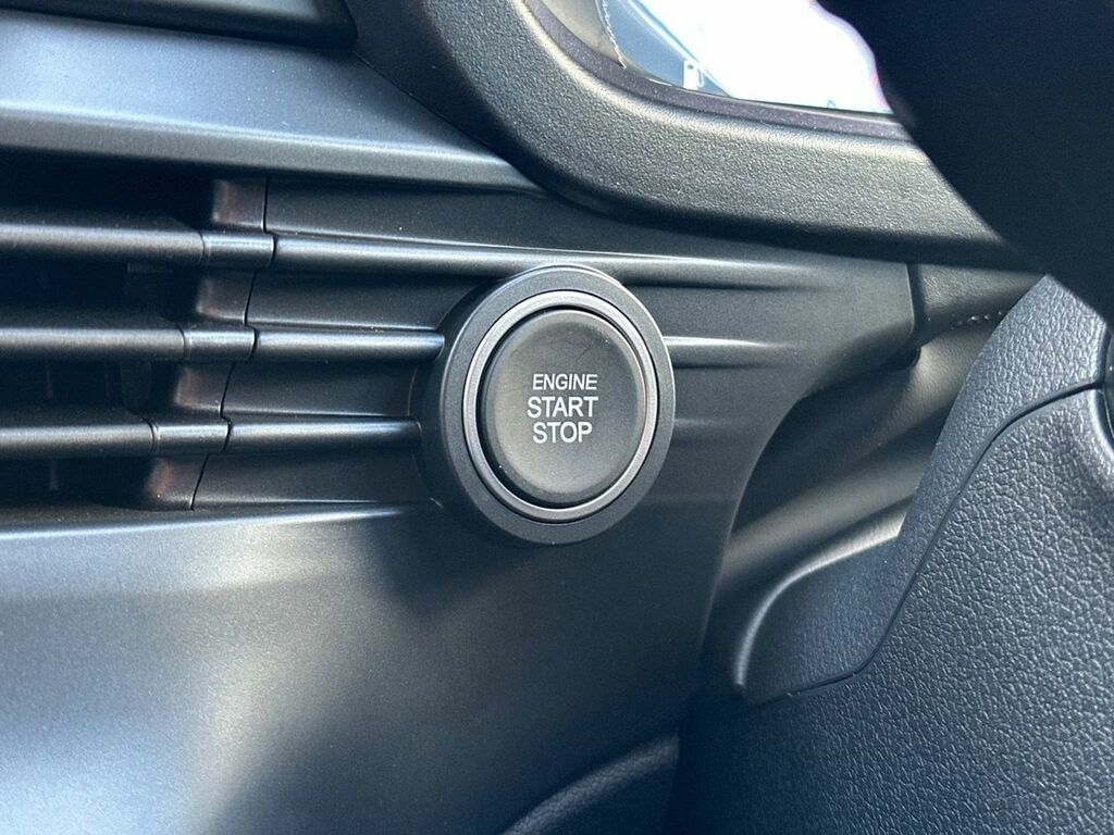 Hyundai Bayon 1.0 Tgdi 90 Tech Line Dct White #48