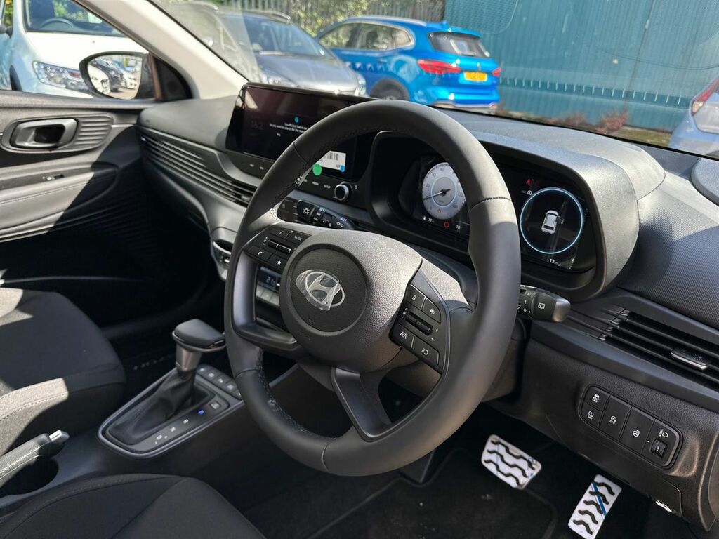 Hyundai Bayon 1.0 Tgdi 90 Tech Line Dct White #23