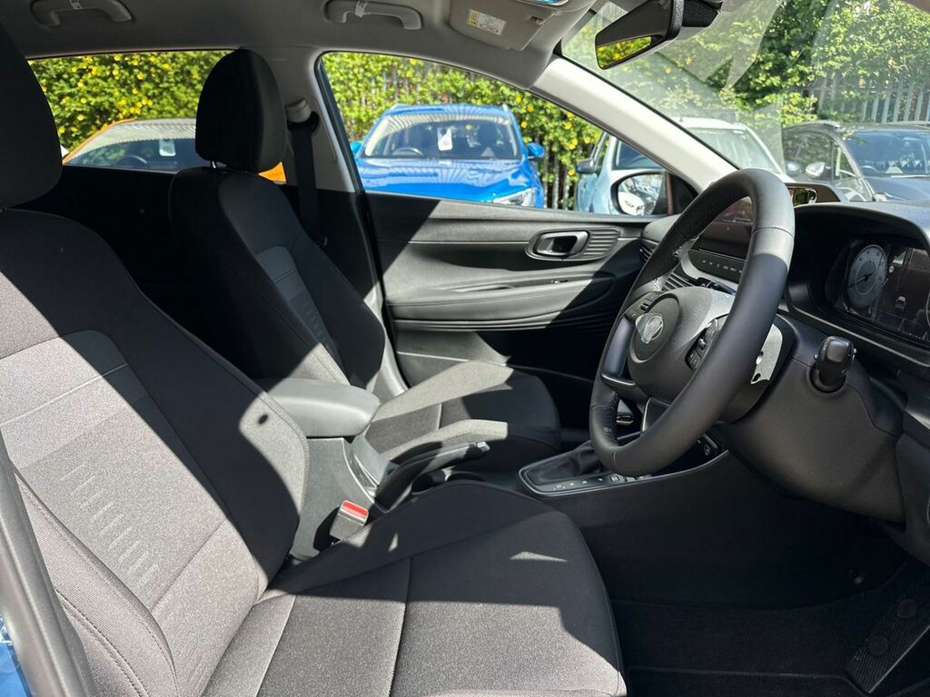 Hyundai Bayon 1.0 Tgdi 90 Tech Line Dct White #22