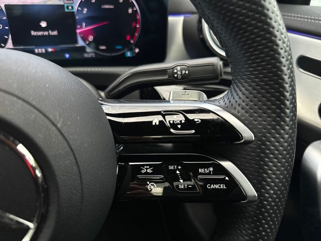 Mercedes-Benz CLA Class Cla 180 Amg Line Premium Plus White #34
