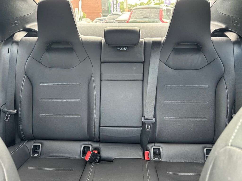 Mercedes-Benz CLA Class Cla 180 Amg Line Premium Plus White #28