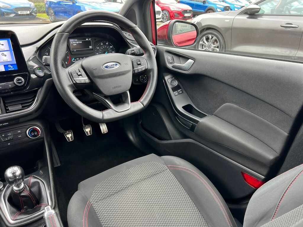 Ford Fiesta Ford Fiesta 1.5 Eb 200 St-3 Performance Pack White #31