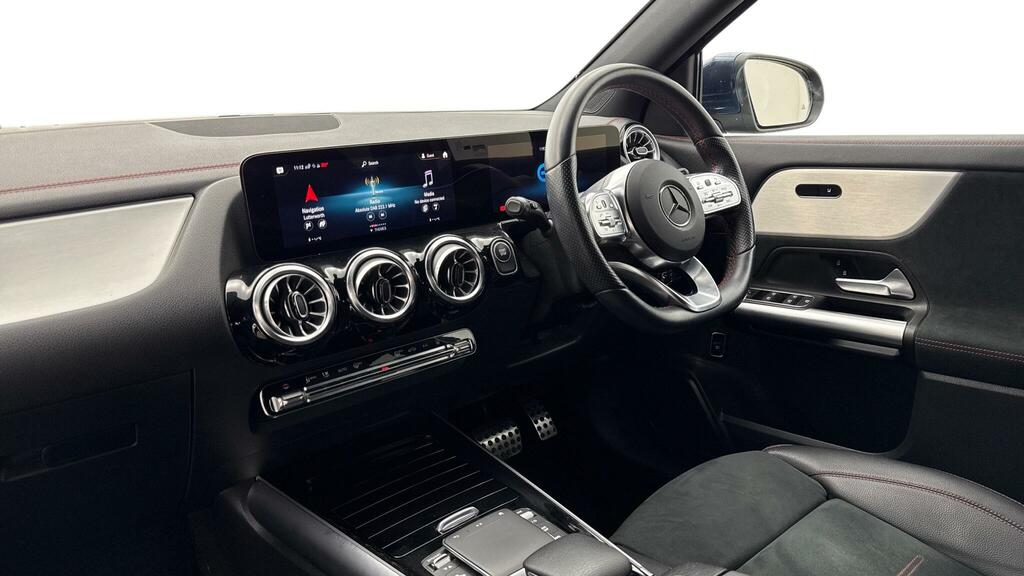 Mercedes-Benz EQA Eqa 350 66.5Kwh Amg Line 4Matic GY23VRP #4