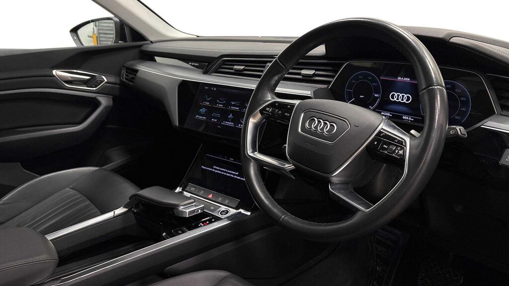 Audi E-tron 50 Technik Quattro 71.2Kwh 11Kw Charger  #4