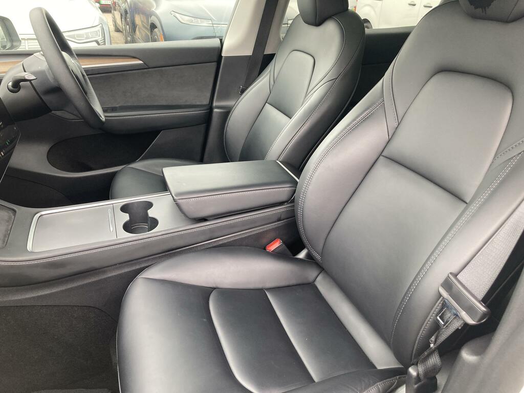 Tesla Model Y Auto Rwd 5dr LG24YZN #5