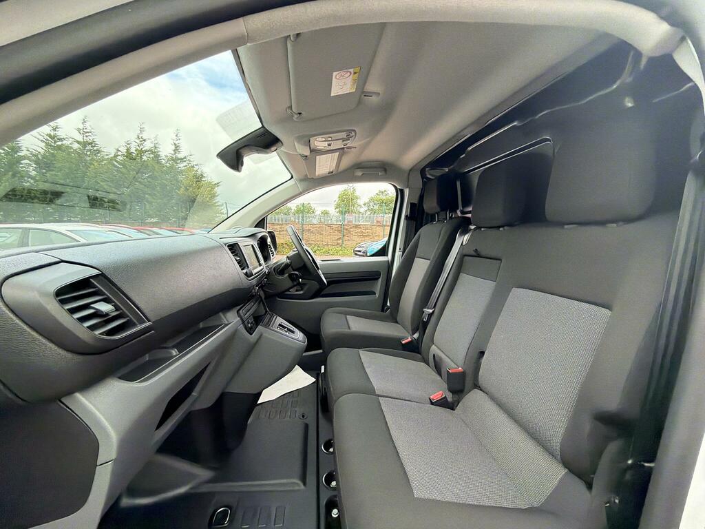 Peugeot E-Expert E 1200 75Kwh Professional Standard Panel Van LM73SFO  #4