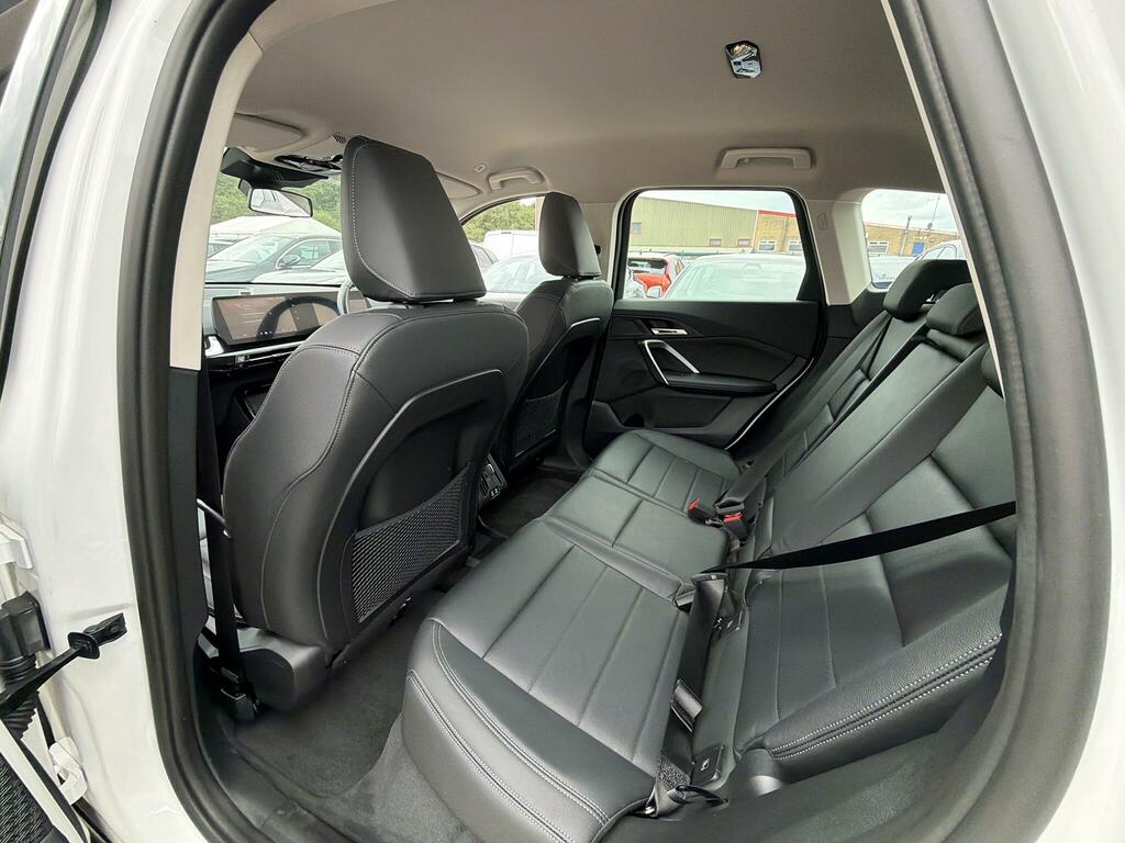 BMW iX1 Edrive20 M Sport Blue #8