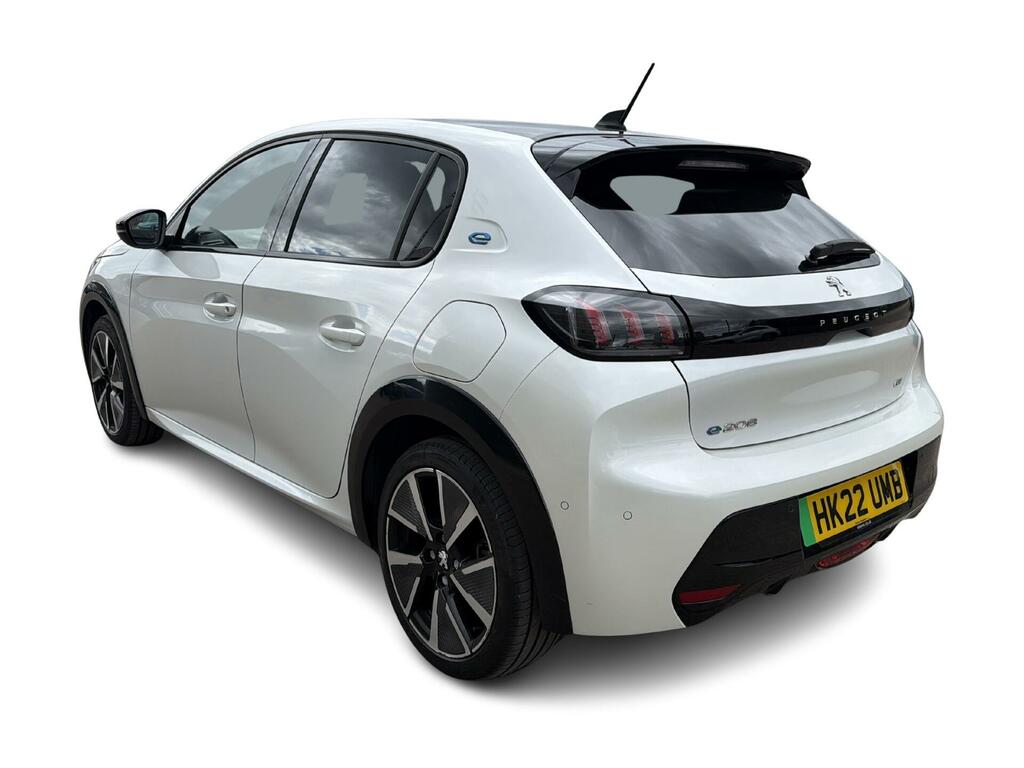 Peugeot e-208 50Kwh Gt Premium #4