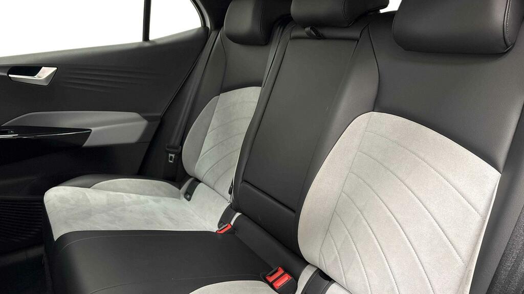 Volkswagen ID.3 Hatchback Grey #7